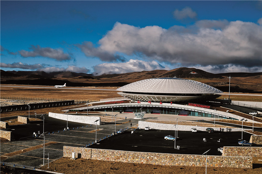 稻城亞丁.jpg 稻城亞丁.jpg